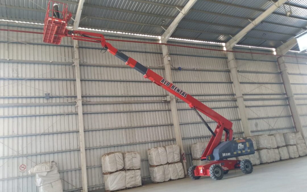Brazos Telescópicos ALO Lift 24 TJ RT en mantenimiento de plantas procesadoras de alfalfa en Santiago del Estero