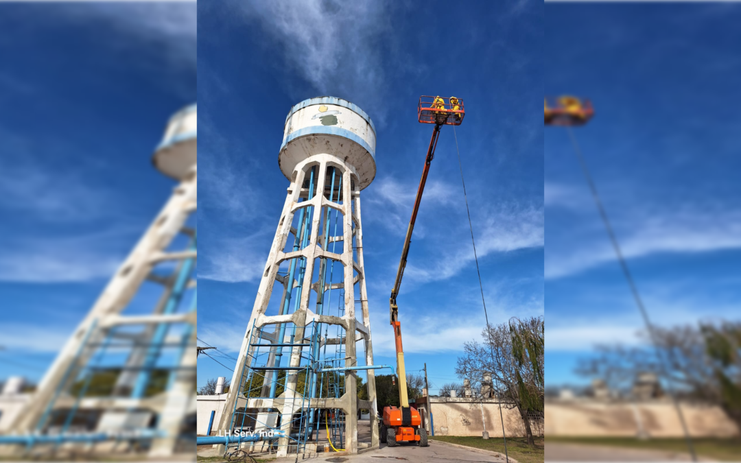 ALO Argentina destaca en el mantenimiento de torres de agua con Brazos Articulados JLG 800 AJ